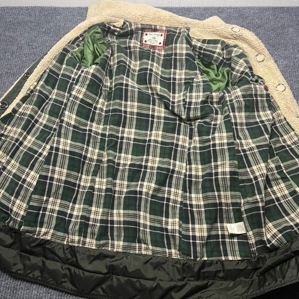 Free People Olive Green Quilted Sherpa Trim Barn Coat Jacket womens 10 large - Picture 11 of 13